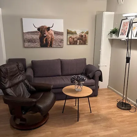 Koselig Liten Naer Skog, Og Occ - Daire Sandefjord