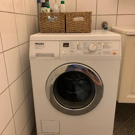 Daire Koselig Liten Naer Skog, Og Occ -