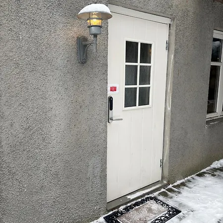 Daire Koselig Liten Naer Skog, Og Occ - *