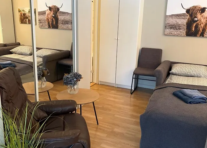 Koselig Liten Naer Skog, Og Occ - *