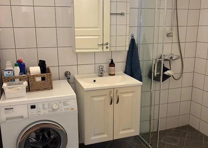 아파트 Koselig Liten Naer Skog, Og Occ -